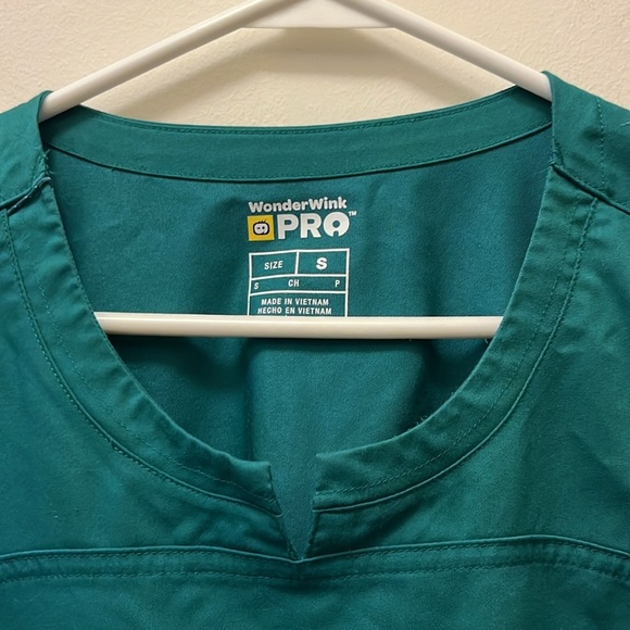 Wonderwink PRO Hunter Green women’s scrub top size small - Picture 7 of 10